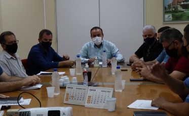 Neguinho volta a discutir sobre o consórcio usina de asfalto com prefeitos