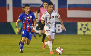 “Desestruturou tudo”, diz Baier sobre comportamento do Próspera após gols do Marcílio