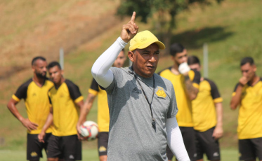 Hemerson Maria em constante sinal de alerta