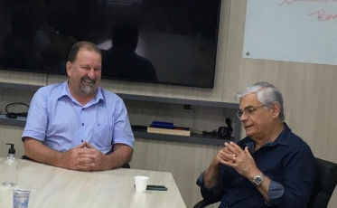 Ex-governador Eduardo Moreira visita Cermoful 