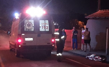 Homem morre após ser atropelado e condutor foge do local 