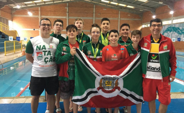 Atletas de natação de Criciúma alcançam seis medalhas na Olesc