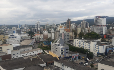 Feriado será de chuva na parte da tarde