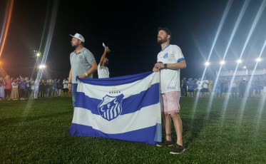 Caravaggio é recebido com festa na Montanha (VÍDEOS)