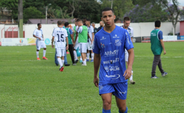 Após derrota na estreia, Jackson profetiza acesso do Caravaggio