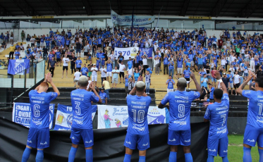 Presidente do Caravaggio celebra festa no Heriberto Hülse