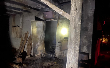 Incêndio destrói estufa de fumo