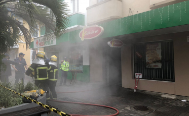 Incêndio é registrado na região Central de Criciúma (VÍDEO)
