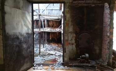 Estufa de fumo pega fogo no Extremo Sul