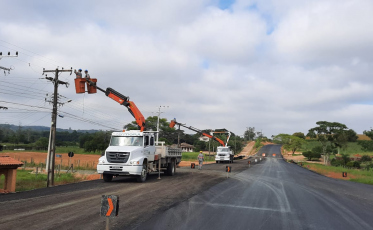 Cermoful Energia conclui implantação de novas redes e postes na SC – 442
