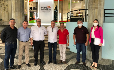 Prefeitos participam de reunião para definir ajustes do convênio de instalação da Usina de Asfalto