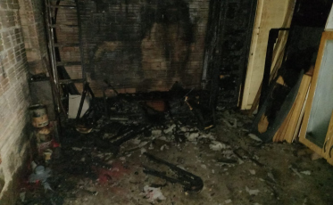 Incêndio atinge garagem de residência em Içara