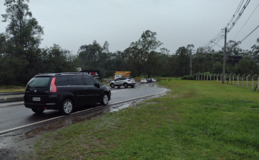 Trânsito para veículos pequenos interrompido em Criciúma