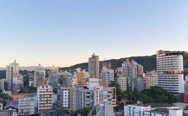 Tempo bom e temperaturas baixas nos próximos dias no Sul de SC