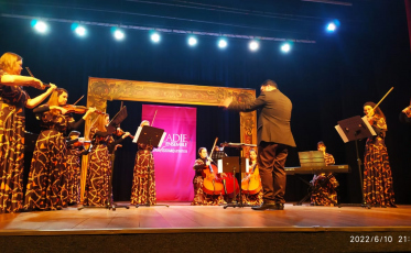 Padre que viveu há 300 anos toca no coração de público criciumense