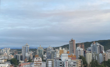 Segunda-feira de temperaturas baixas no Sul de SC