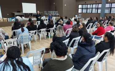 Agentes de serviços gerais passam por capacitação em Içara