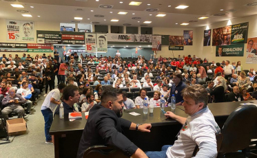 Começa em seguida apuração na convenção do MDB