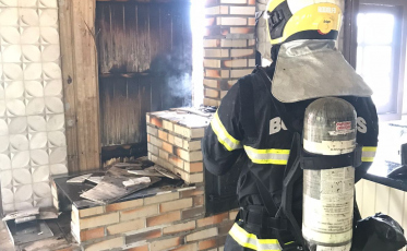 Criciúma: Princípio de incêndio atinge residência no Morro Estevão