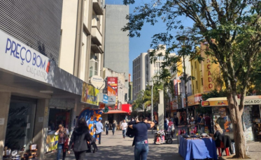 Sábado é Mais no comércio de Criciúma