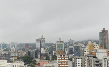 Sexta-feira amanhece chuvosa em Criciúma e região