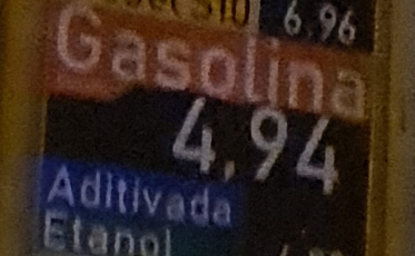 Gasolina comum é encontrada a R$ 4,94 por litro em Forquilhinha