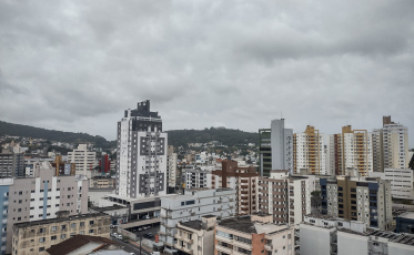 Terça-feira nublada e com temperaturas amenas 