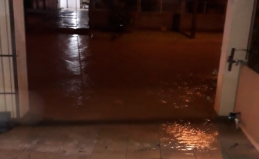 Chuva volumosa deixa rastro de destruição no Sul de SC (FOTOS e VÍDEOS)