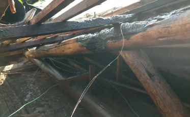 Moradores apagam incêndio em residência no bairro Colonial 