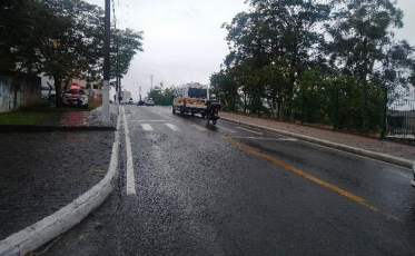 Menino de 10 anos é atropelado no bairro Santa Bárbara