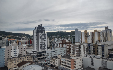 Chuva deve voltar a aparecer nesta segunda-feira no Sul Catarinense 