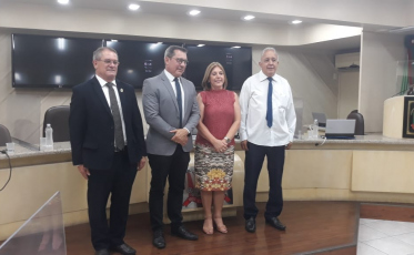 Roseli De Luca: a segunda mulher a comandar o Legislativo de Criciúma