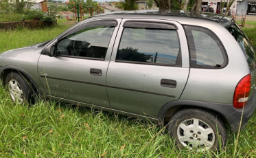 Carro roubado é localizado pela PM