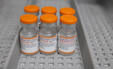 Saiba a diferença da vacina para adultos e crianças