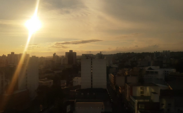 Última dia da semana com calor intenso em Criciúma e região 