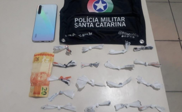 Dois homens são presos por tráfico de drogas em Criciúma