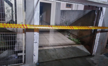 Fogo atinge residência em Araranguá 