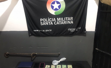 Homens são presos após assaltarem casa no bairro Santa Augusta 