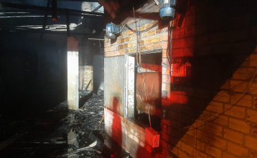 Estufa de fumo é atingida por incêndio em São João do Sul