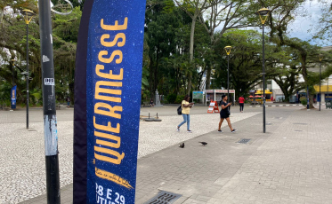 Repleta de cultura e tradição, Quermesse movimenta Praça Nereu Ramos nesta quinta-feira