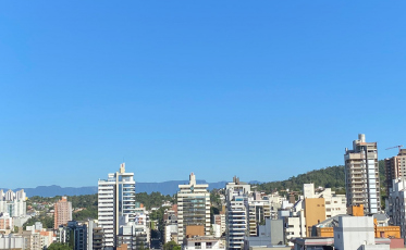 Quarta-feira de sol e temperaturas altas no Sul de SC