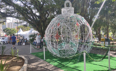 Cidades do Sul acendem luzes de Natal e recebem Papai Noel neste fim de semana