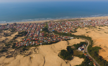 Jaguaruna: Mais de 37 quilômetros litorâneos com belezas naturais no Sul de Santa Catarina