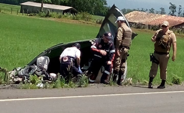 Motorista morre após colisão na Rodovia Jacob Westrup em Forquilhinha (VÍDEOS)
