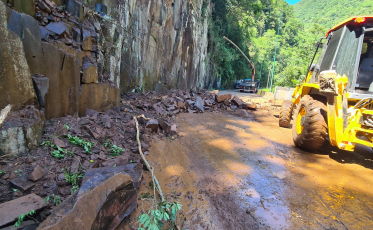 Serra do Rio do Rastro deve permanecer interditada até segunda-feira