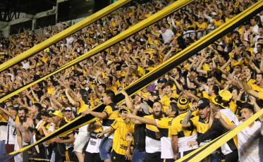 Em um minuto, torcida do Criciúma esgota ingressos para jogo em Brusque