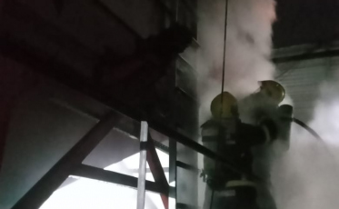 Silo de arroz pega fogo em Turvo