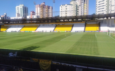 Criciúma x Brusque - Em final inédita, equipes começam a decidir o título do Estadual