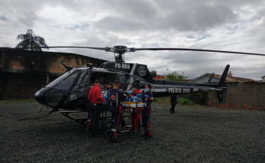 Balão cai com nove pessoas e uma fica gravemente ferida na divisa entre SC e RS