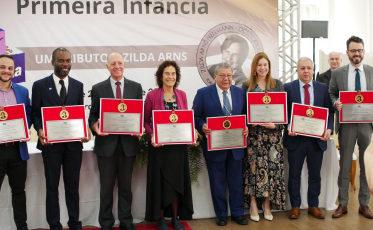 Outorga “Zilda Arns premia personalidades e entidades em Forquilhinha 